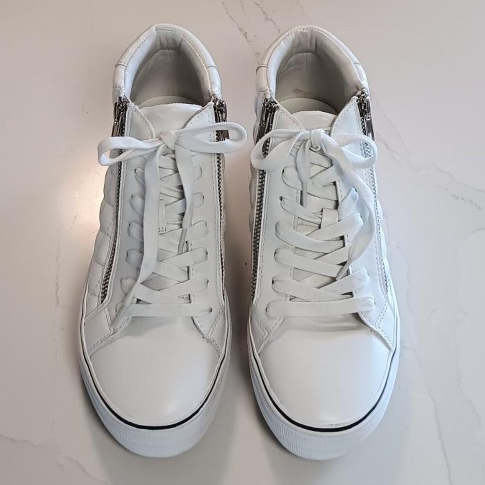 STEVE MADDEN Gryphon Q White Platform Sneaker Size 8M